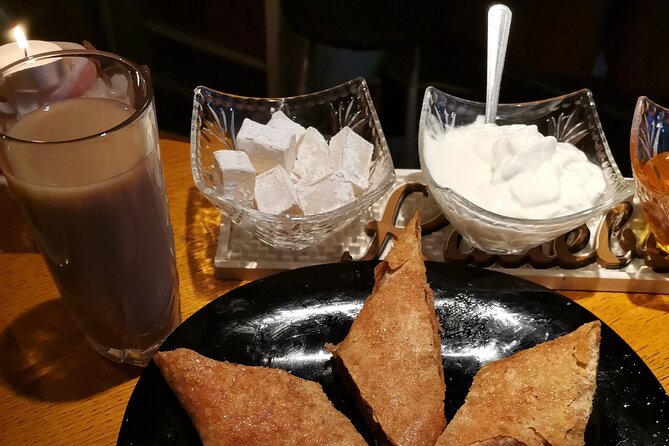 Authentic Homemade Bulgarian Dessert Tasting in Sofia - Traditional Beverages and Retro Atmosphere