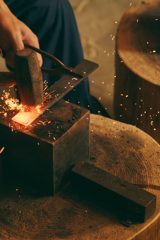 Authentic Knife Making Experience at a Blacksmith in Kyoto - Forging, Sharpening, and Polishing