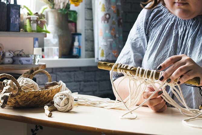 Authentic Macramé Workshop With a Local Artisan Near Macerata - Macramé Techniques Learned