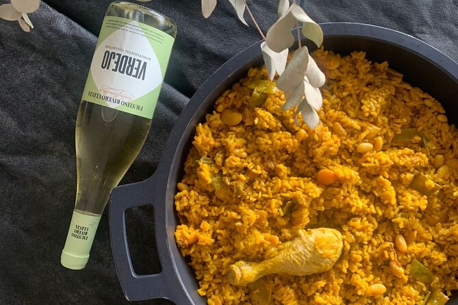 Authentic Paella Dinner in Valencia by MasterChef Contestants - Positive Guest Feedback