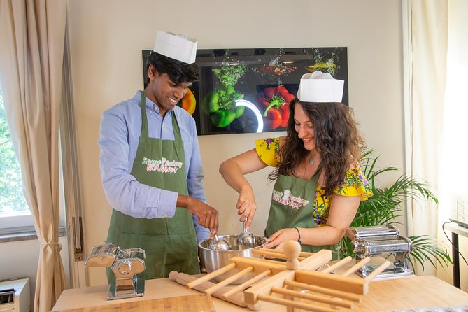 Authentic Pasta and Tiramisu Cooking Class - Traveler Feedback