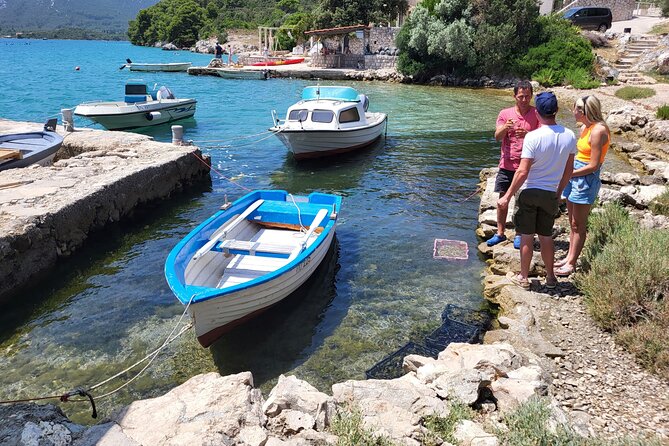 Authentic Private Viewpoint Wine&Dine Tour - Cancellation and Reviews