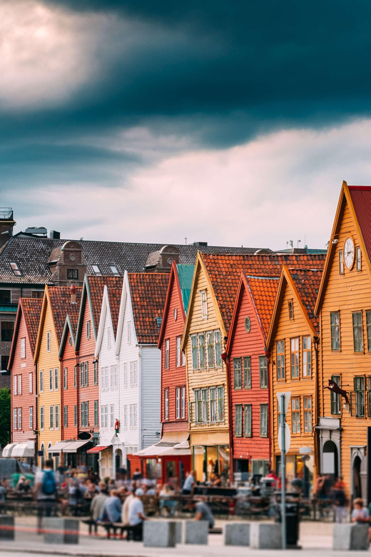 Authentic Private Walking Tour of Bergen - Meeting Point and Availability