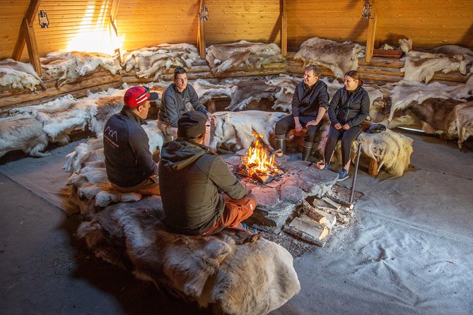 Authentic Reindeer Farm and Canoe Experience From Rovaniemi. - Canoeing on the Peaceful Lake
