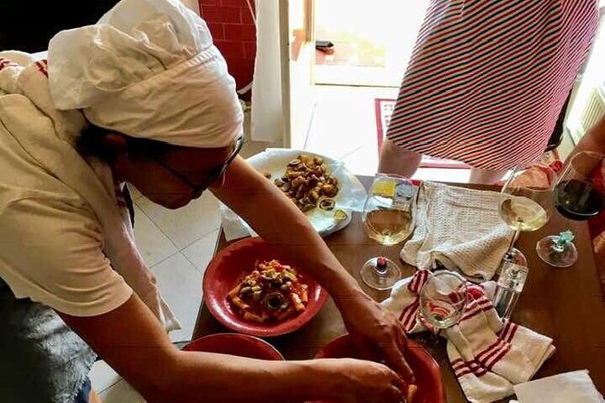 Authentic Sicilian Cooking Class With Gourmet Lunch in Palermo - Exploring the Local Market