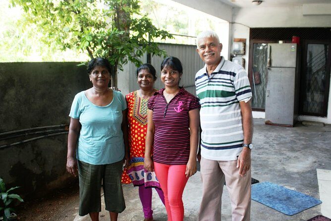 Authentic Sinhalese Cooking Class in Colombo with a Local Family - Authentic Sinhalese Cooking Class in Colombo with a Local Family