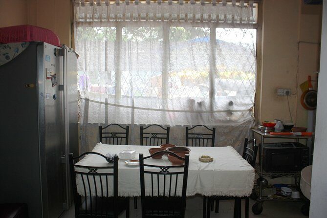 Authentic Sinhalese Cooking Class in Colombo with a Local Family - Key Points