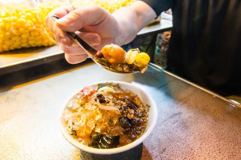 Authentic Street Food Tour in Chinatown I Bangkok - Savoring Thai-Chinese Culinary Delights