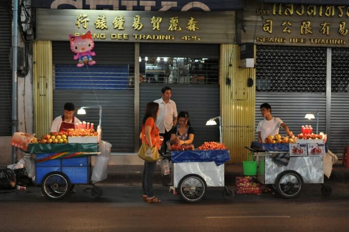 Authentic Street Food Tour in Chinatown I Bangkok - Exploring Chinatowns Backstreet Stalls