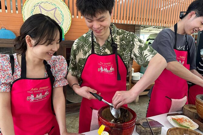 Authentic Thai Cooking Class and Farm Visit in Chiang Mai - Itinerary and Activities