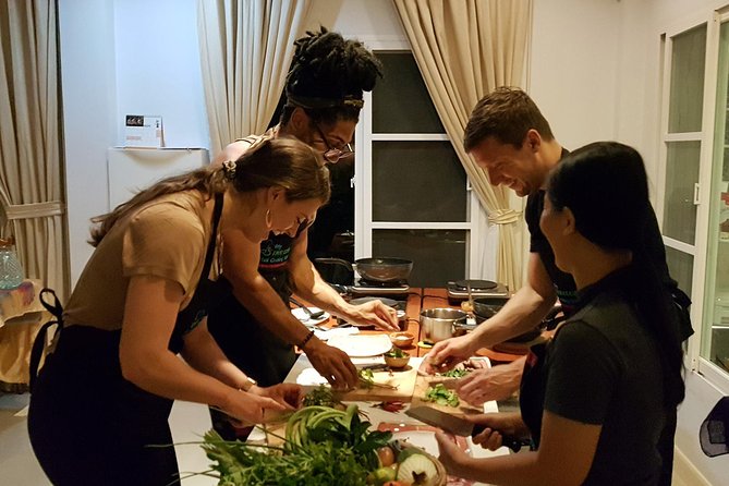 Authentic Thai Cooking Class and Local Market Tour - Participant Feedback and Reviews