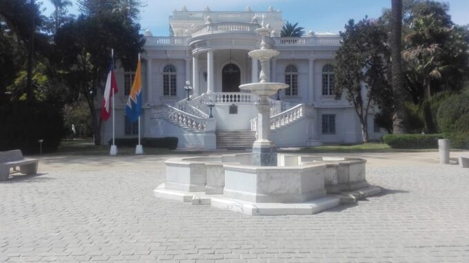 Authentic Viña Del Mar: the Garden City - Photographic Illustrations of the Past