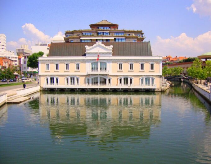 Aveiro: Boat Cruise and City Walking Tour With Sweet Tasting - Whats Included