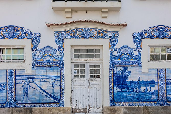 Aveiro Half Day Private Tour Porto W/ Moliceiro River Cruise - Discovering Art Nouveau Architecture