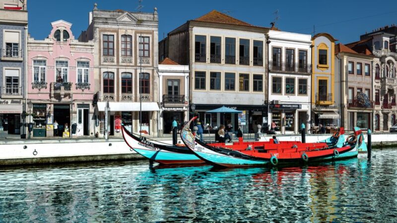 Aveiro: Scenic Guided Boat Tour - Meeting Point and Accessibility