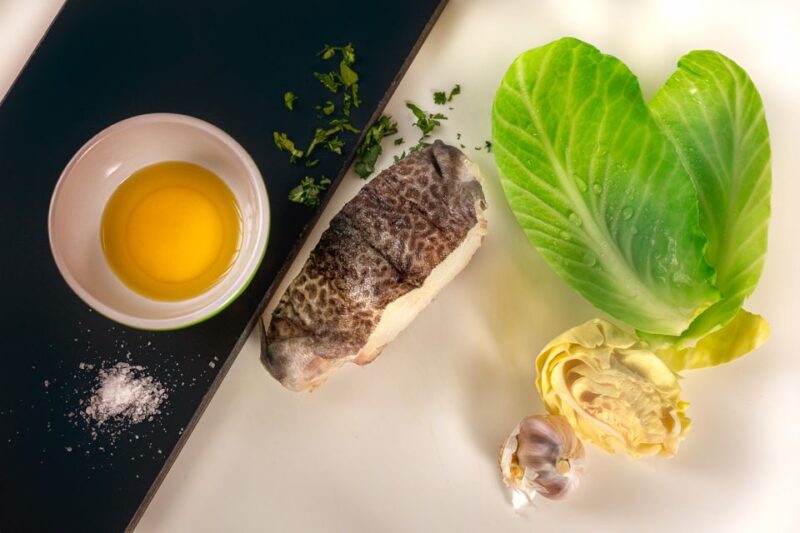 Aveiro: Tour and Cod Tasting in a Private House - Accommodation and Pickup