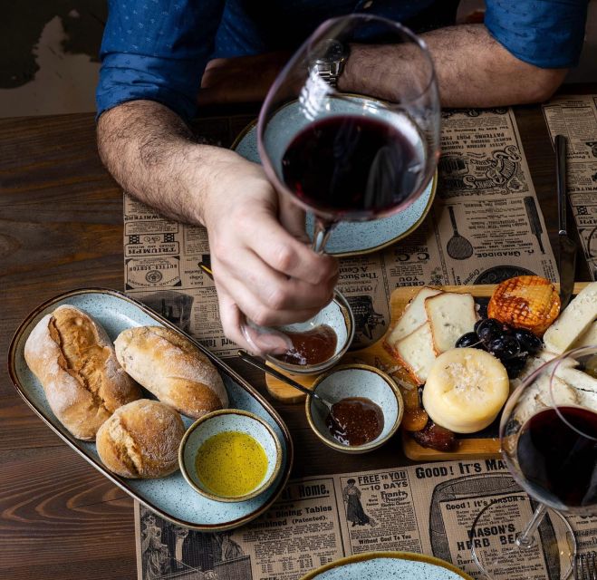 Aveiro: Wine & Food Pairing - Arrival and Participation