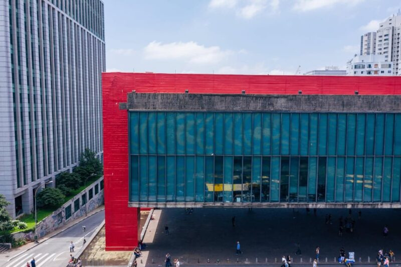 Avenida Paulista: Attractions Walking Tour - Group Size