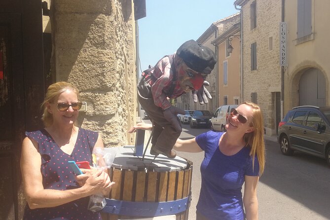 Avignon and Chateauneuf Du Pape - 8hours - Group Size and Flexibility