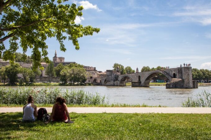 Avignon: City Walking Tour With Popes Palace Entry - Frequently Asked Questions