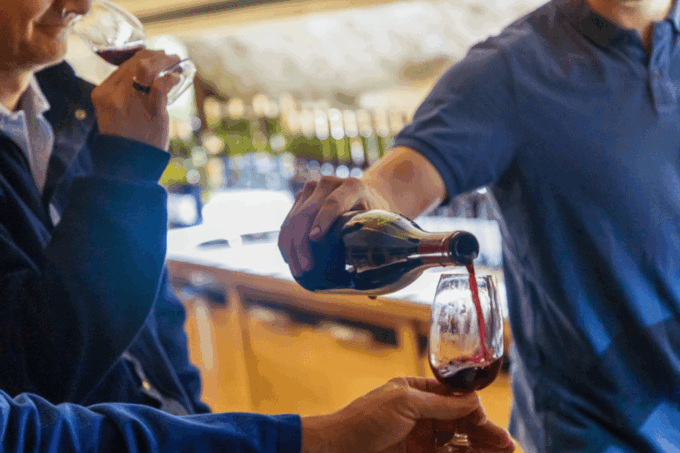 Avignon: Full Day Truffles and Chateauneuf-Du-Pape Wines - Guided Tour of Châteauneuf-du-Pape Vineyards