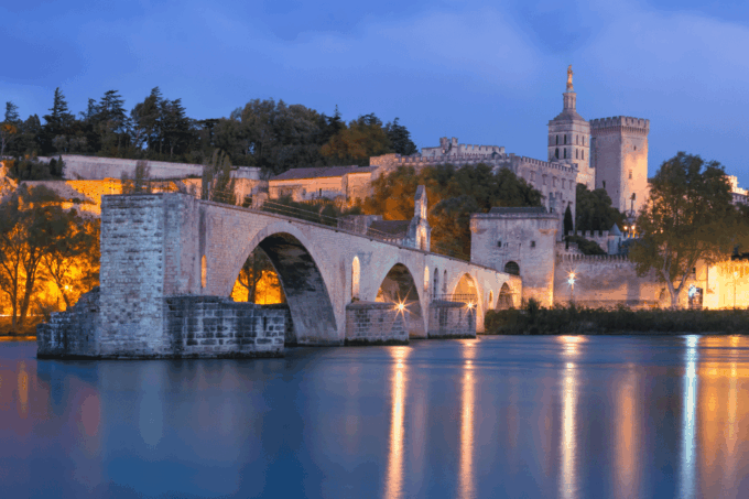 Avignon: Gourmet Picnic With View of the Pont D'avignon - Frequently Asked Questions