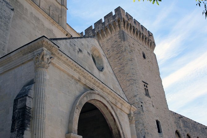 Avignon Half-Day Private Walking Tour, History, Culture, Markets - Enhancing the Learning Experience