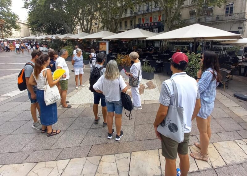Avignon: History and Legend Walking Tour - Admiring the Grandeur of Avignon Cathedral