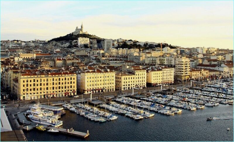Avignon: Wine Tasting Tour - Sipping Ségurét Vintages