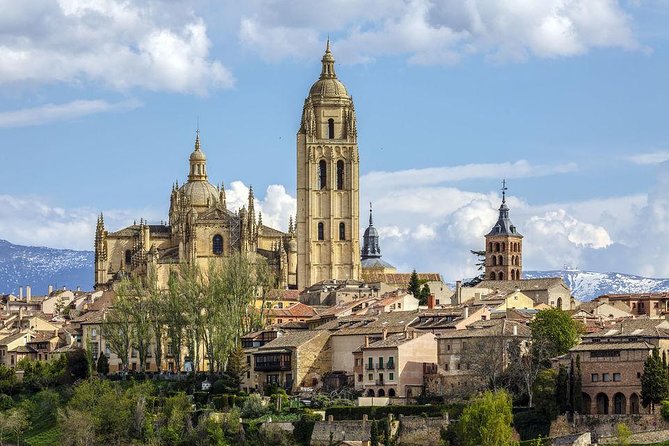 Avila and Segovia Full Day Tour From Madrid - Group Size Limit