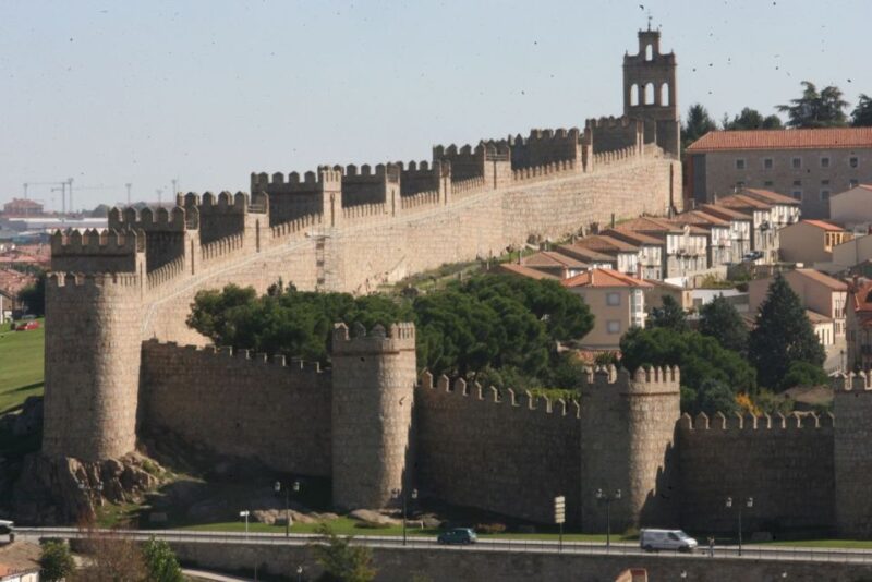 Avila: Private Walking Tour - Key Points
