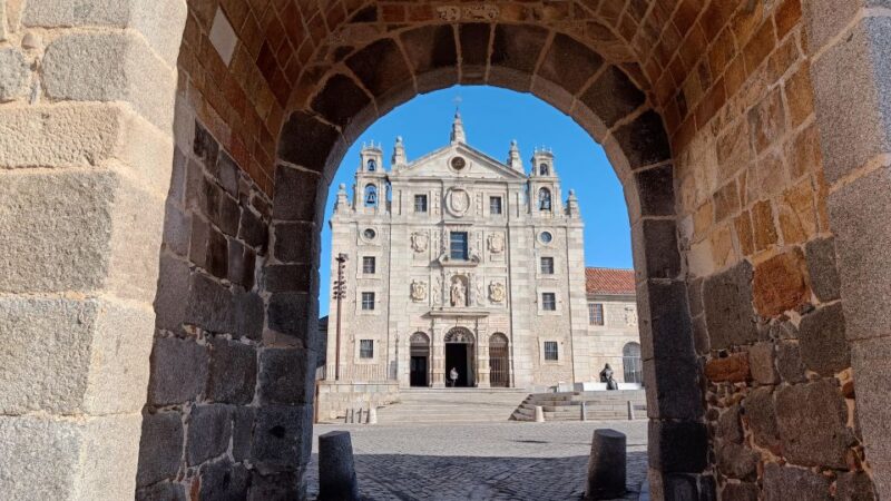 Ávila. Visit Historical Center and Walls - Tour Itinerary