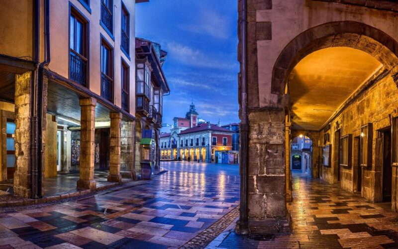 Aviles : Mysteries and Legends Walking Tour - Tour Highlights
