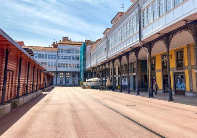 Avilés Scavenger Hunt and Sights Self-Guided Tour - Booking and Cancellation