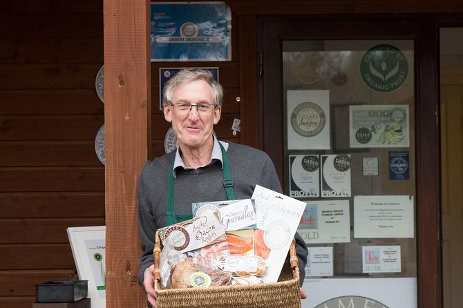 Award-Winning Smoked Salmon Tasting and Private Smokehouse Tour With a Local - Accessibility and Participation Details