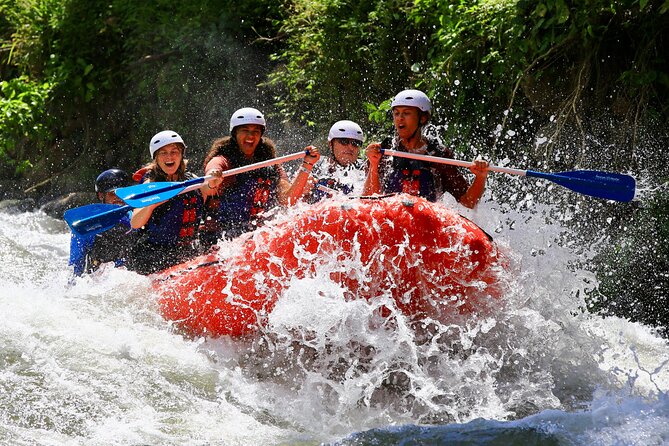 Awesome Class 3 Balsa River Rafting 5-Hour Tour in La Fortuna - Key Points