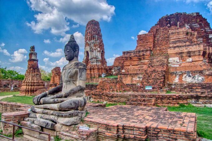 Ayuatthaya Full Day Tour. the City of Historical and UNESCO - Wat Phra Sri Sanphet Visit