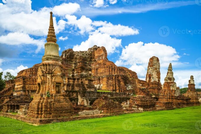 Ayuatthaya Full Day Tour. the City of Historical and UNESCO - Transportation and Inclusions