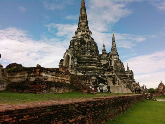 Ayutthaya 1-day Private Tour : UNESCO World Heritage Site - Bang Pa-In Royal Palace