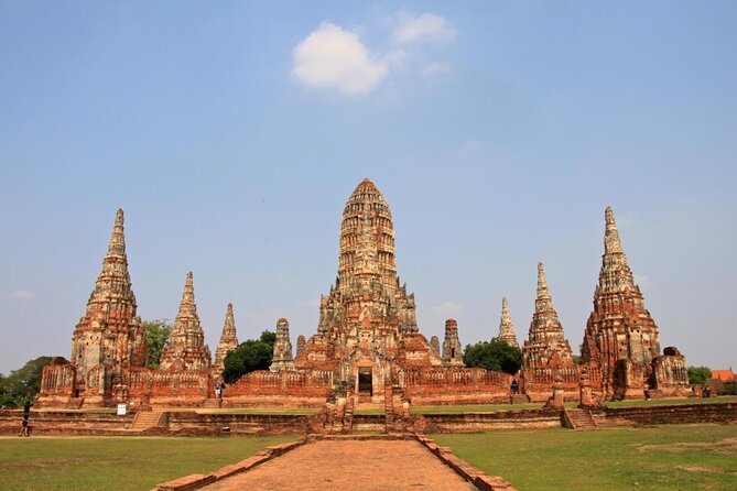 Ayutthaya 4 Hr Private Tour Sunset Boat Ride With Famous Temples - Meeting and Pickup