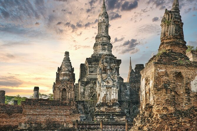 Ayutthaya 4 Hr Private Tour Sunset Boat Ride With Famous Temples - Street Food Experience