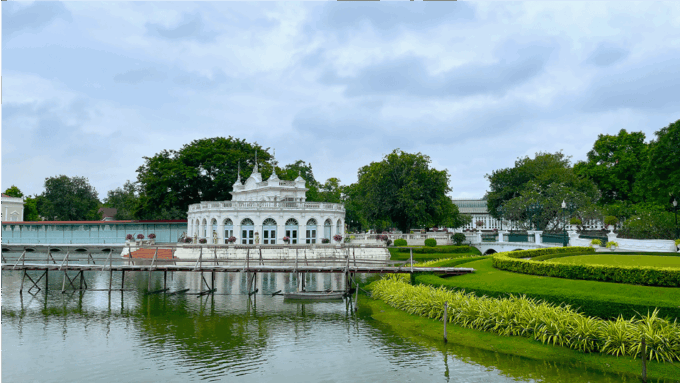 Ayutthaya One Day: Famous Temples & Bang Pa-In Palace Tour - Customer Reviews and Feedback