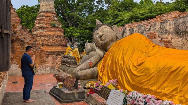 Ayutthaya: Private Boat Tour With Optional Temple Visits - Meeting Point and Requirements