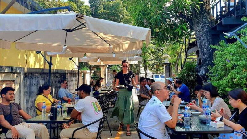 Ayutthaya: Sabieng Riverside Restaurant - Travellers Lunch - Authentic Thai Dining Experience