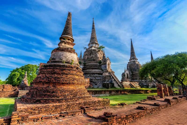 Ayutthaya: UNESCO Heritage Temples and Cafe Day Tour - Royal Temple With Three Stupas
