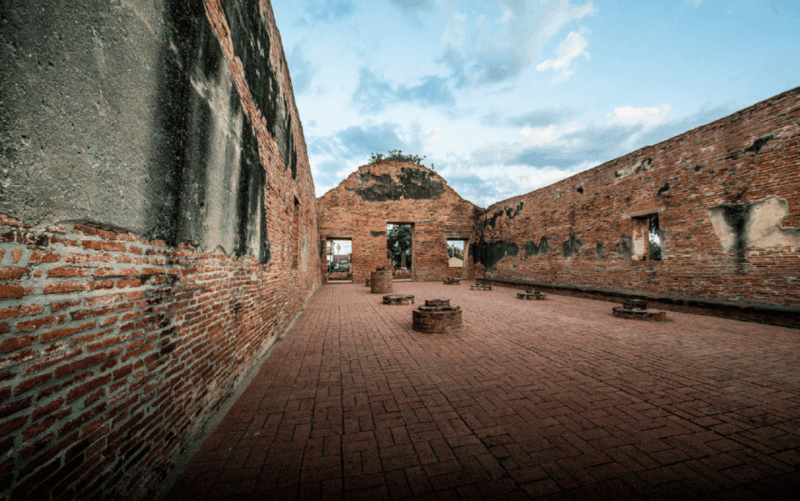 Ayutthaya: UNESCO Heritage Temples and Cafe Day Tour - Private or Small Group Tour