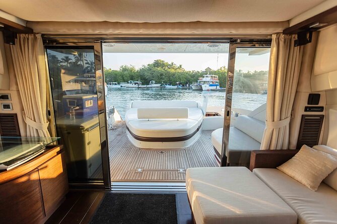 Azimut 62 Ft. Sport Luxury Yacht - Accessibility and Participation