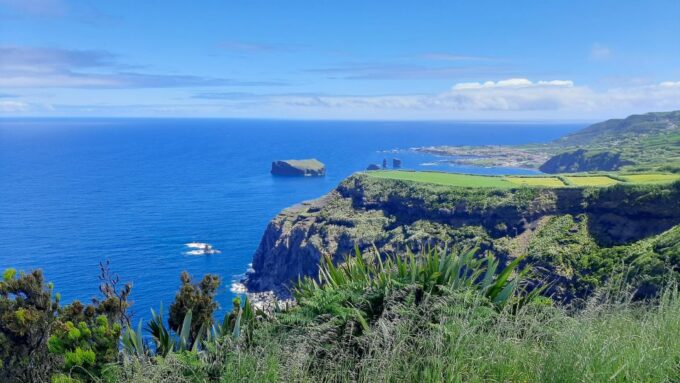 Azores: Explore the Dramatic Crater of Sete Cidades - Guided Exploration
