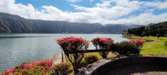 Azores: Private Tour Sete Cidades Green & Blue Lakes - Important Details