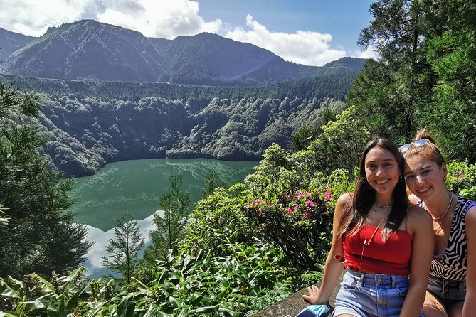 Azores: Shore Excursion Sete Cidades - Blue & Green Twin Crater Lakes - Itinerary Highlights